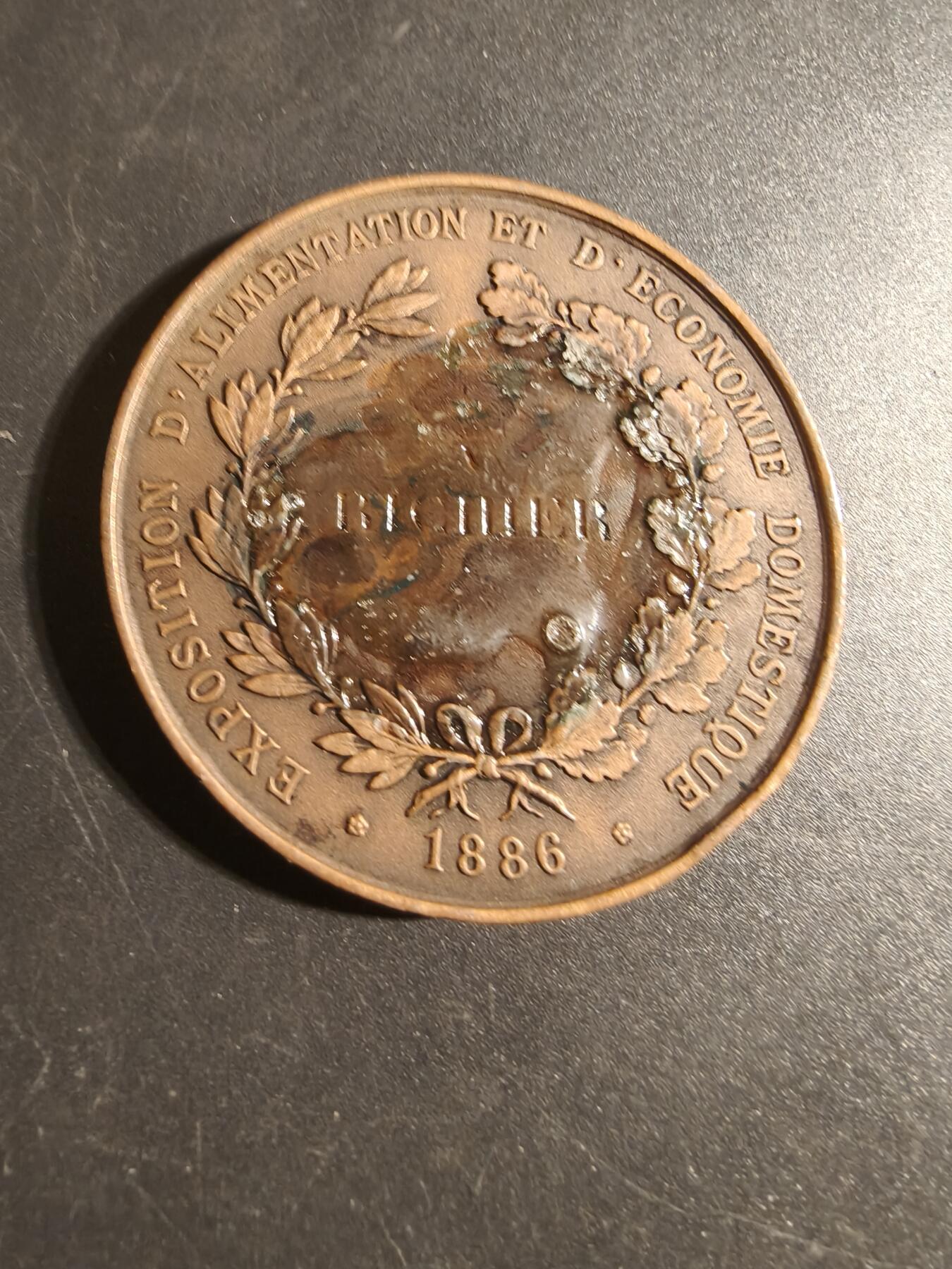 老王徽章第171期 法国巴黎1886年世界博览会大铜章     直径50mm     重量61.4g