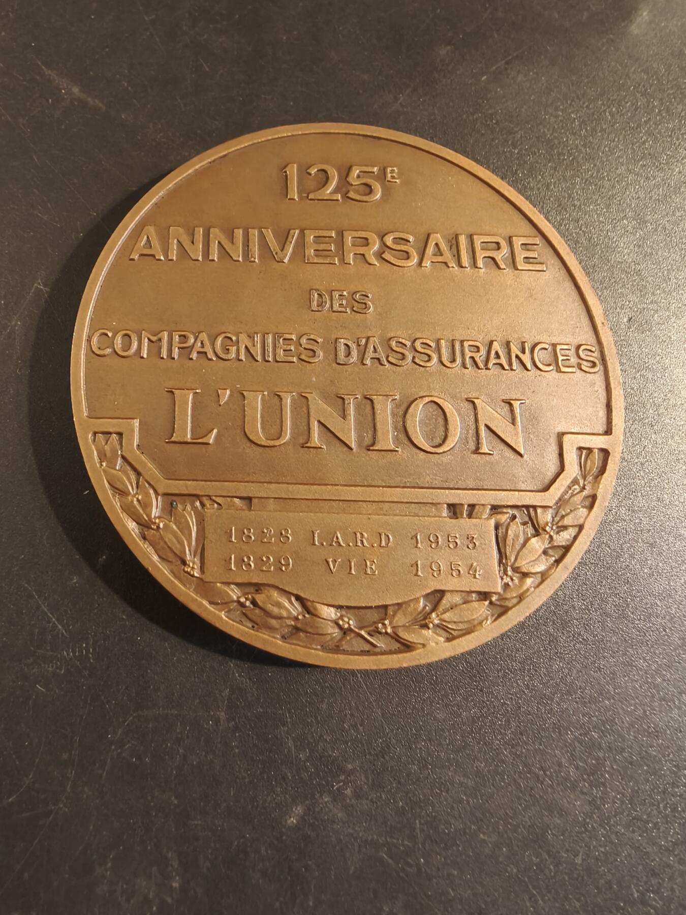 老王徽章第171期 法国联盟保险公司成立125周年大铜章    直径68mm    重量154.1g