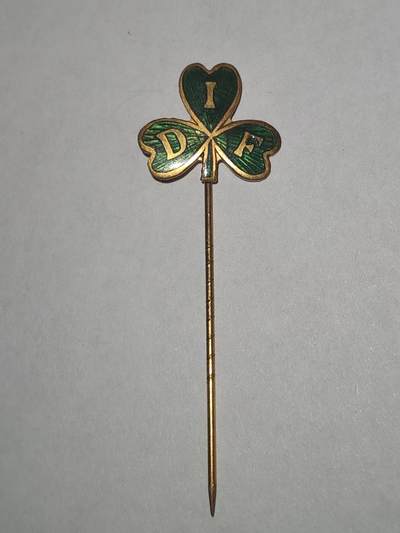 韵星假日拍卖第三十三期 -- Rimey Holidays Auction 33 - 爱尔兰武装力量三叶草插针