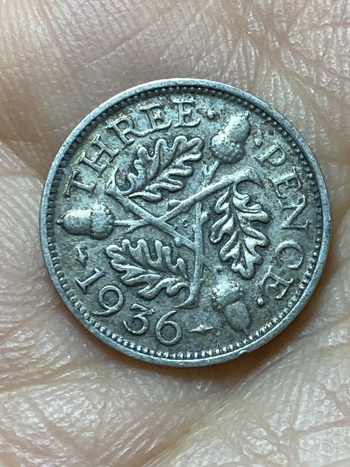 2025年第一百四十四场(总第一百七十场）品种丰富英国一线回流散币年末特拍场第一场(免佣金) 英国🇬🇧1936年3便士银币(乔治五世逝世年，第四版关门年，500银)