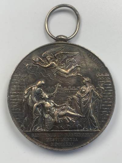 掌中浮雕-藏着的欧洲第047场 - 1821年法国对巴塞罗那黄热病疫情提供援助镀银铜章，47.6mm，54.6g