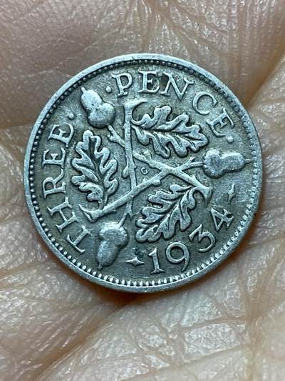 2025年第一百四十四场(总第一百七十场）品种丰富英国一线回流散币年末特拍场第一场(免佣金) - 英国🇬🇧1934年3便士银币(乔治五世第四版，500银)