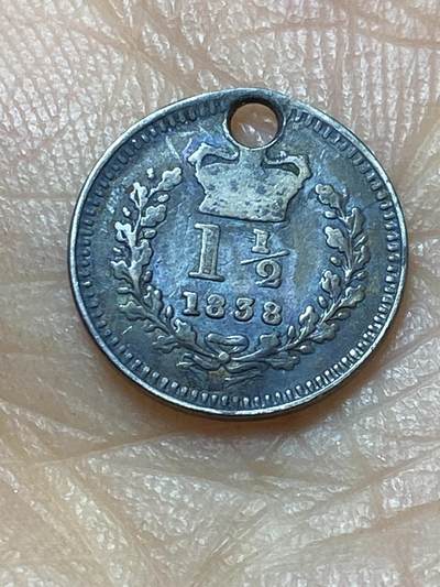 2025年第一百四十四场(总第一百七十场）品种丰富英国一线回流散币年末特拍场第一场(免佣金) - 打孔稀少品种–英国🇬🇧1838年1.5便士银币(维多利亚女王青年时期，首发年，925高银)