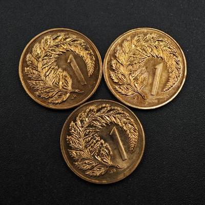 【淘币小摊】限时拍第八百三十五拍  散币批量币场  满百包邮可预留两周  周一统一发货  - 新西兰1987年高冠1分铜币3枚