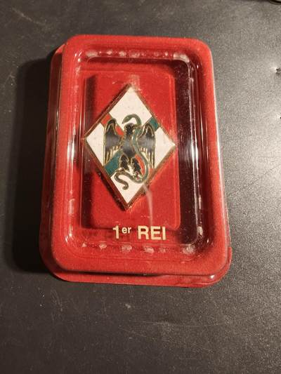 老王徽章第171期 - 法国外籍军团第1步兵团证章    原盒