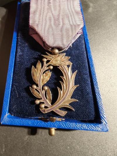 老王徽章第171期 - 法国骑士级棕榈叶勋章    原盒    