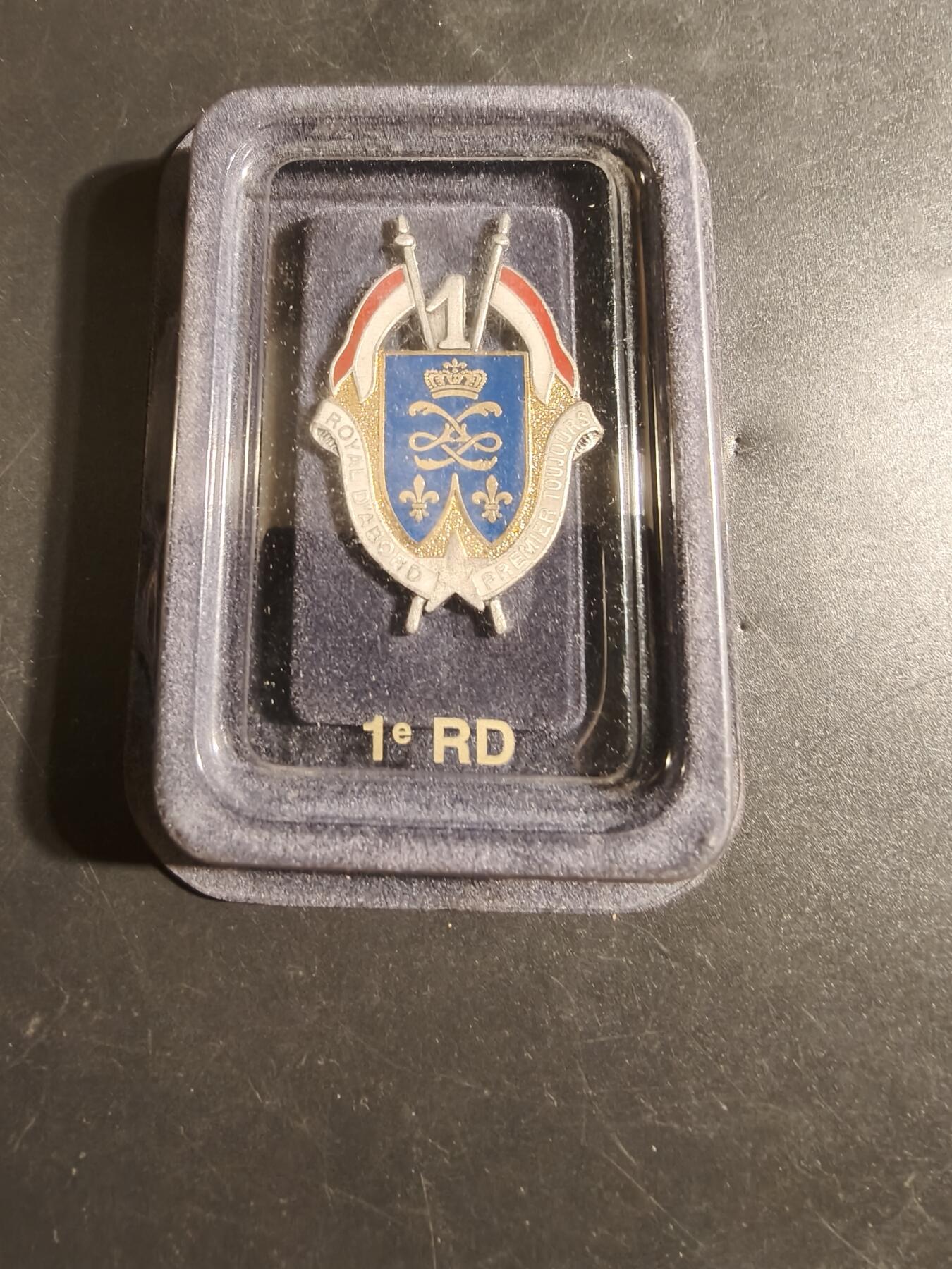 老王徽章第171期 法国第1龙骑兵团证章    原盒