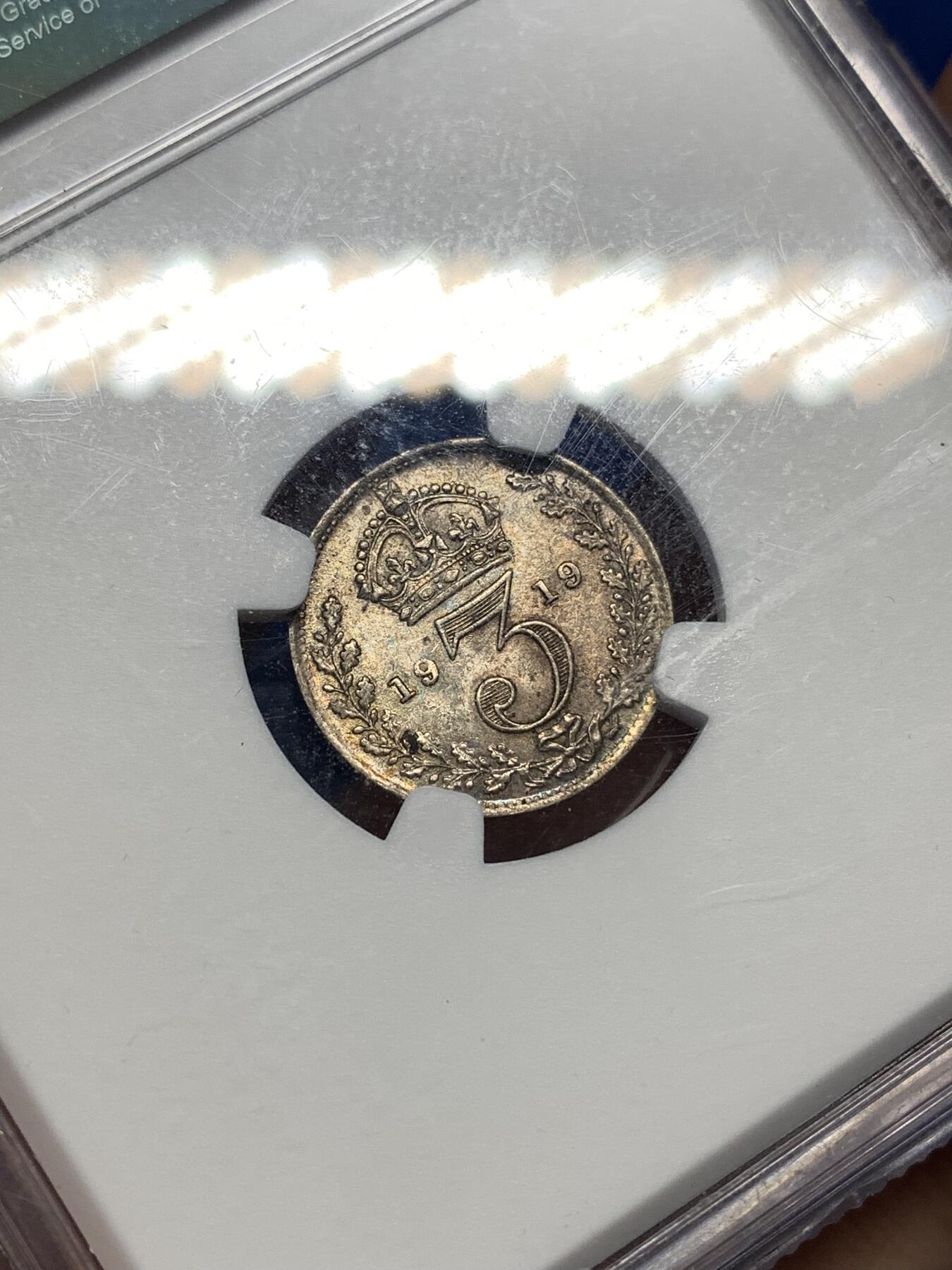 《竞宝斋》第449场 周日，周一，周二  3场连拍 （全场包邮，欢迎送拍） NGC MS64 英国1919年3便士银币 高银版本 包浆好看 值得入手