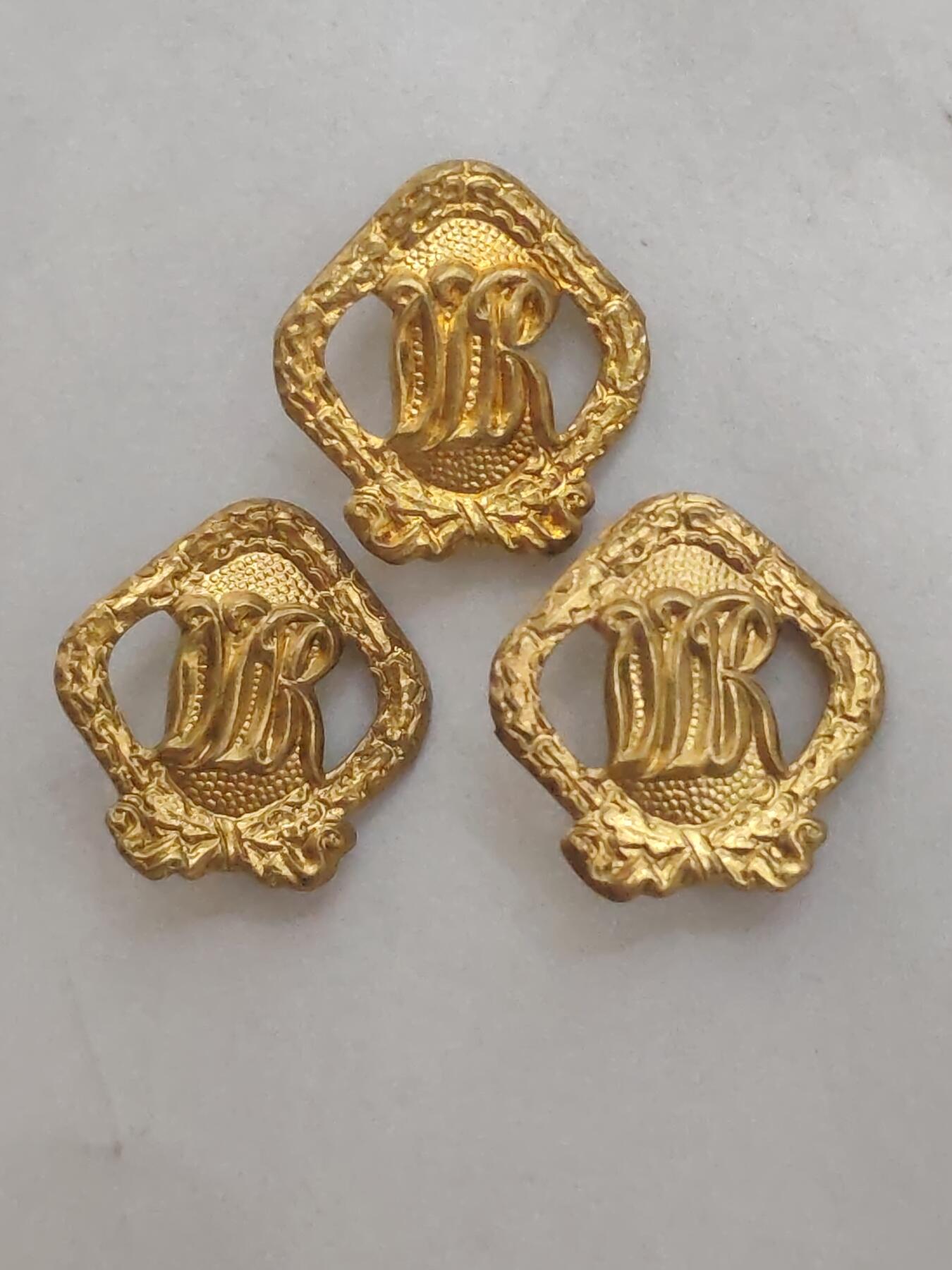 韵星假日拍卖第三十三期 -- Rimey Holidays Auction 33 民主德国金级体育技能证章mini一组