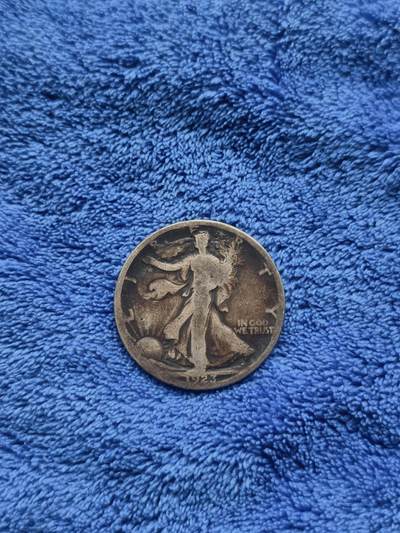 美国行走女神半元银币1923 - 美国行走女神半元银币1923