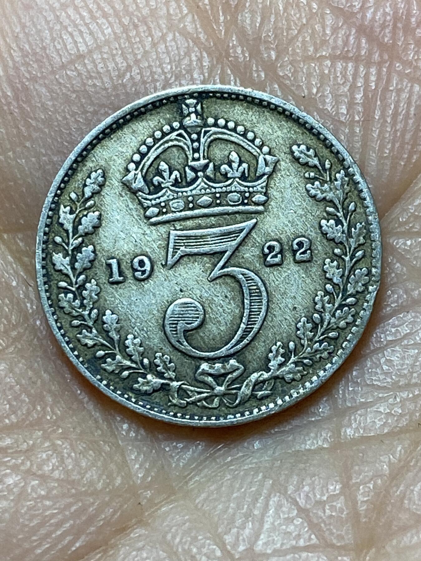 2025年第一百四十四场(总第一百七十场）品种丰富英国一线回流散币年末特拍场第一场(免佣金) 英国🇬🇧1922年3便士银币(乔治五世第二版，500银)