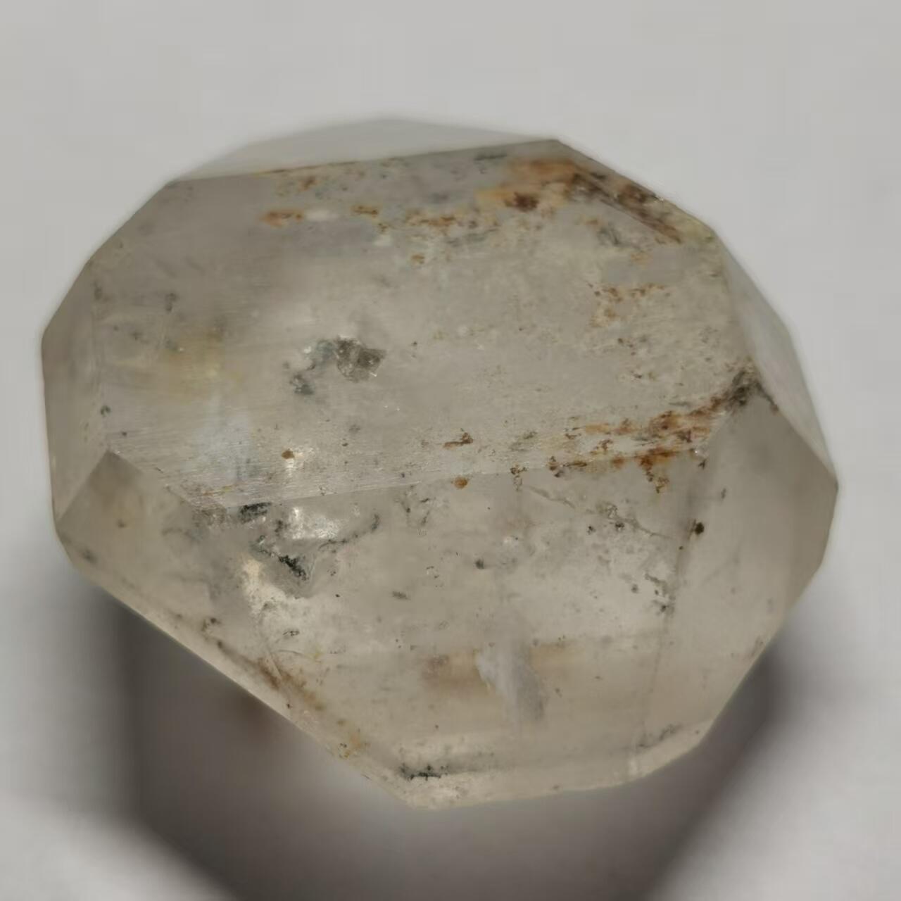 七河·世界钱币杂件水晶矿标小拍（总第31期） 藏家出品 X660（4） 云贵闪灵水晶 原石手握 本件拍品由合作藏家邮寄