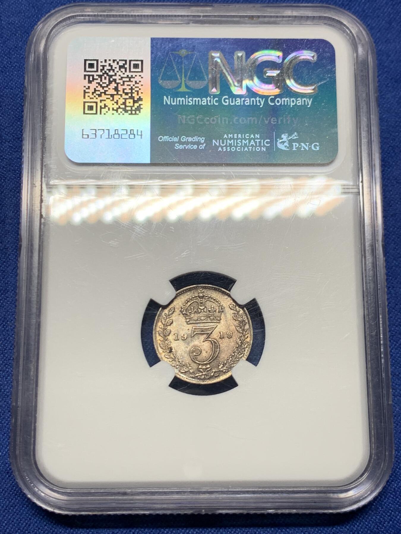 《竞宝斋》第449场 周日，周一，周二  3场连拍 （全场包邮，欢迎送拍） NGC MS64 英国1919年3便士银币 高银版本 包浆好看 值得入手