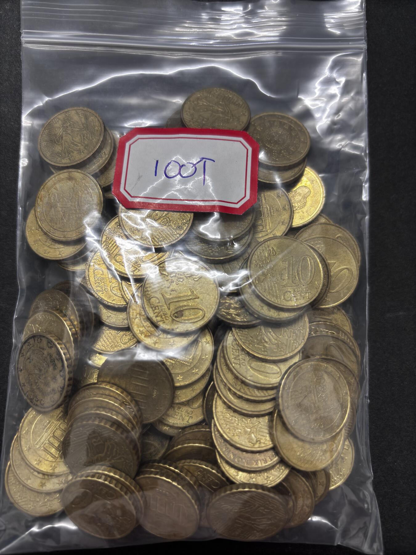 文馨钱币收藏第 286 场，圣诞节专场【 长期接收代拍品低至 0 佣金】 欧盟各国 10 欧分，有少见国家，原铜光很多 100 枚，折合 10 欧元