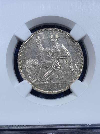 《竞宝斋》第449场 周日，周一，周二  3场连拍 （全场包邮，欢迎送拍） NGC MS64 法属印支 1937年 坐洋20分银币 状态极佳 原光十足。