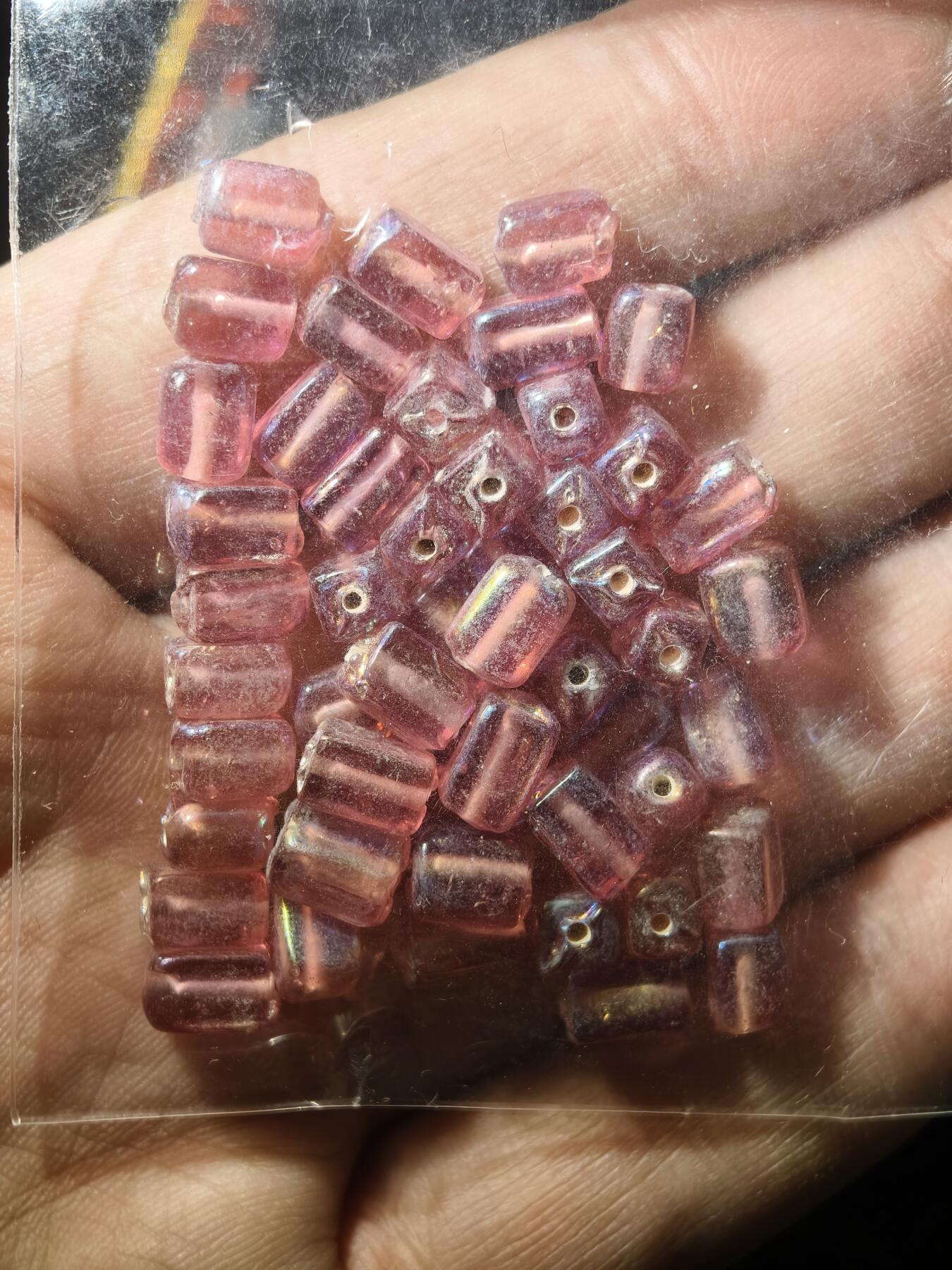 97期回流戒指饰品杂件纪念章丝路钱币专场 中亚回流珠子