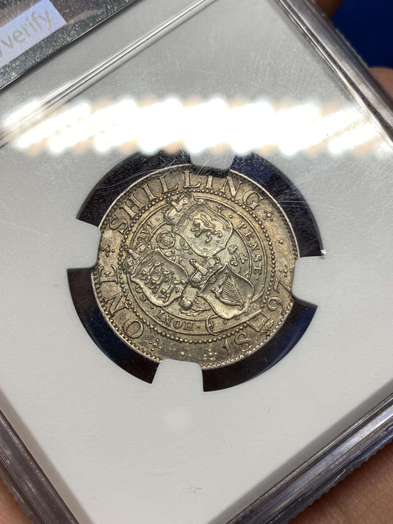 《竞宝斋》第449场 周日，周一，周二  3场连拍 （全场包邮，欢迎送拍） NGC AU55  英国1897年 维多利亚披纱1先令银币