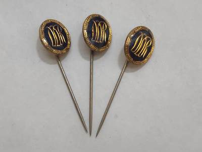 韵星假日拍卖第三十三期 -- Rimey Holidays Auction 33 - 民主德国体育技能证章插针一组