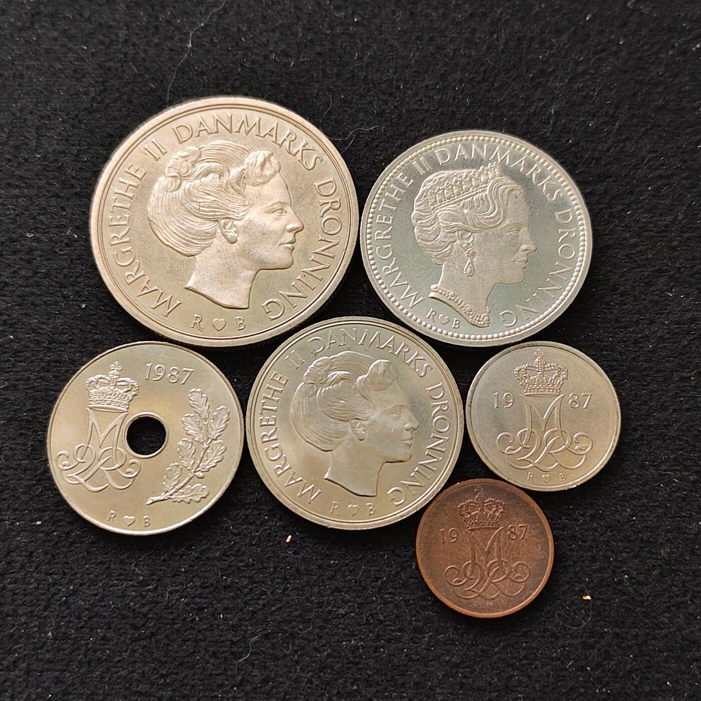 【全场包邮】纯粹捡漏拍488场（免费代拍第25场） 丹麦1987年玛格丽特二世女王6枚套币
