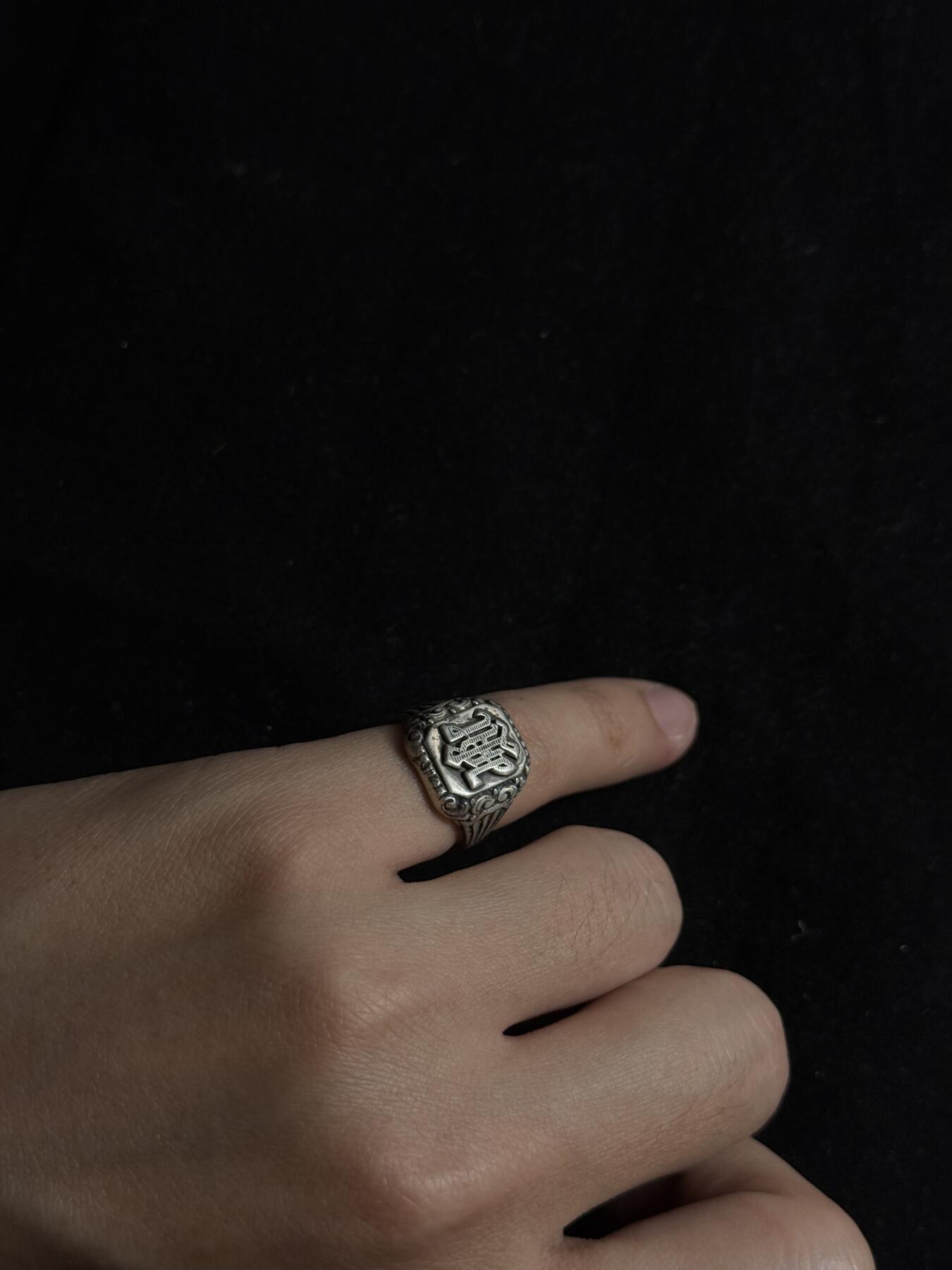 欢庆元旦！戎马世界章牌大赏第109期元旦大拍 德国二战警卫旗队戒指，银制复刻