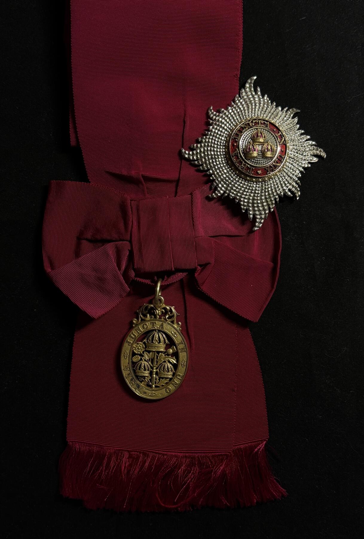 欢庆元旦！戎马世界章牌大赏第109期元旦大拍 英国最尊贵巴斯勋章，骑士大十字级