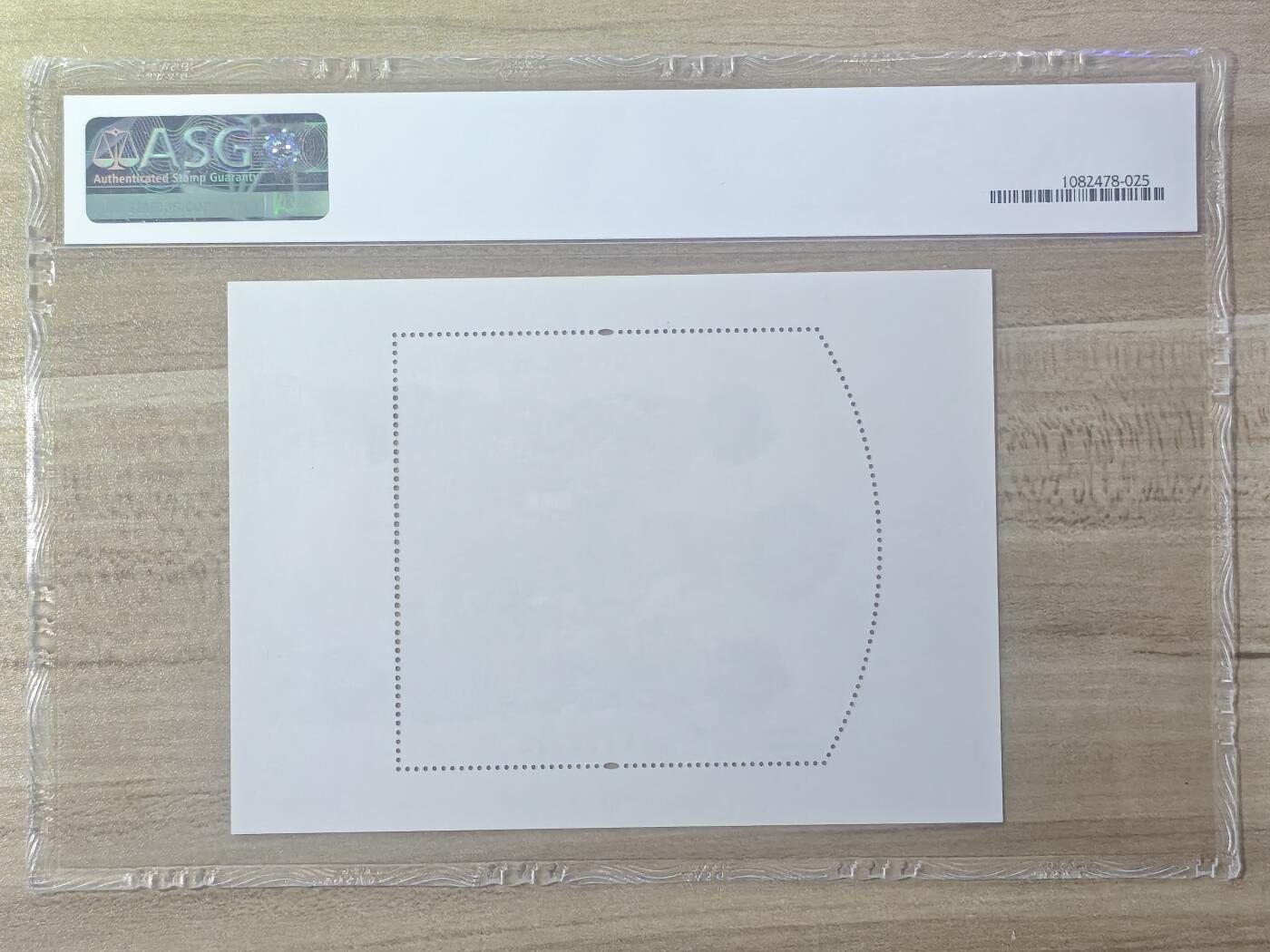 2013-14M 金铜佛造像 小型张  ASG95高分OG  ，透明硬胶套封装，不占空间，非常漂亮的一枚形张，95高分非常难得，喜欢不要错过