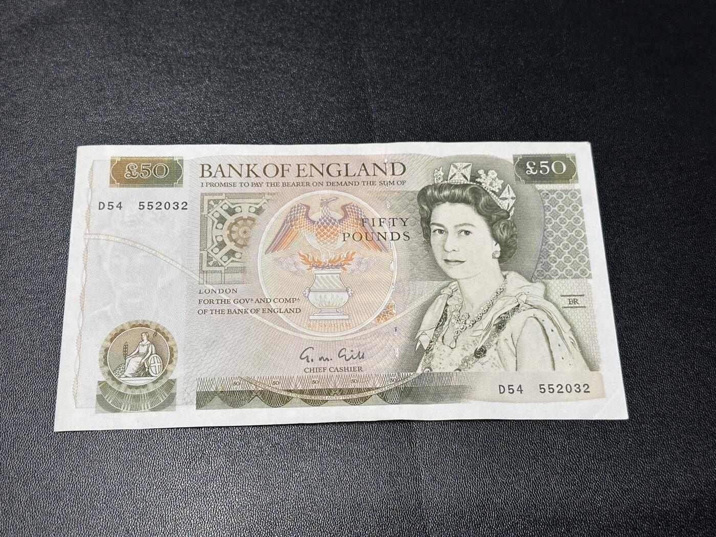 《外钞收藏家》第五百九十六期（精品大拍场）（本平台长期征集拍品、欢迎藏友们联系合作）