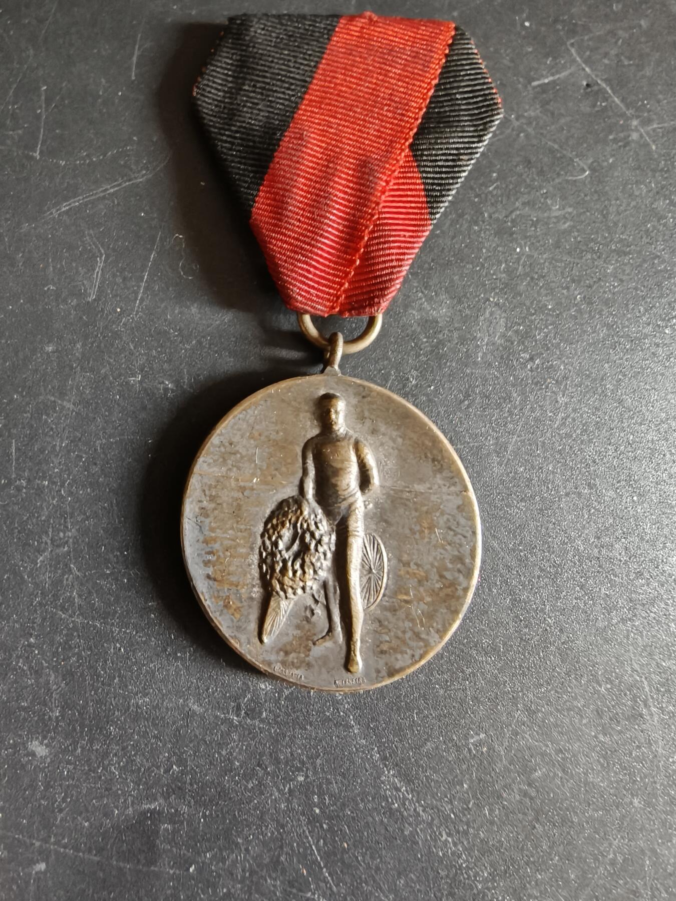 老王徽章第171期 德国自行车手联盟1929年春季赛奖章