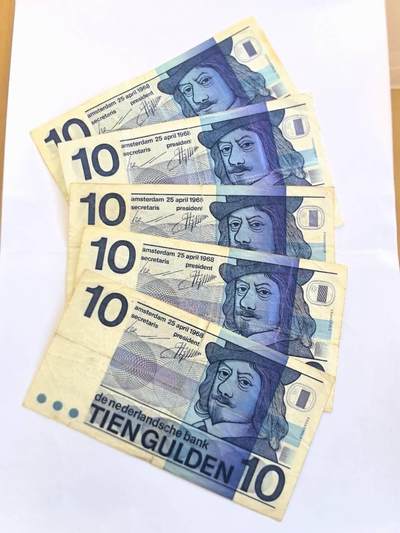 各国外币第104期 无佣金 - 荷兰10盾1968年 5张 75品