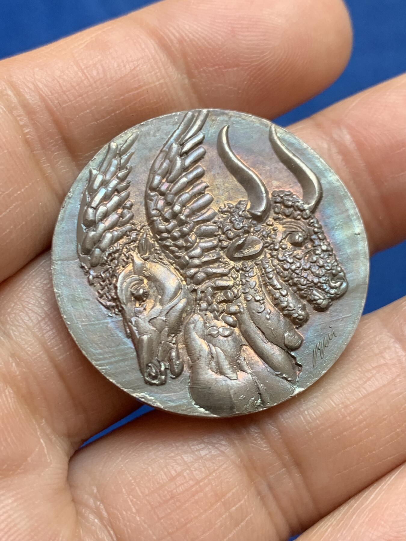 《竞宝斋》第449场 周日，周一，周二  3场连拍 （全场包邮，欢迎送拍） 瑞士1973年国家博物馆建馆75周年银质纪念章 18克 33mm 900银