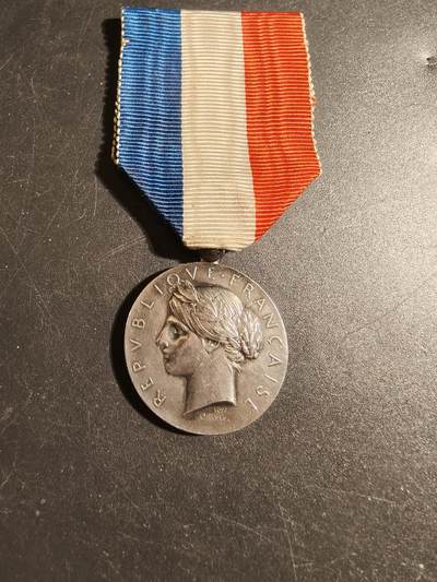 老王徽章第171期 - 法国银级内务部服役奖章    少见版本    950银    15.1g