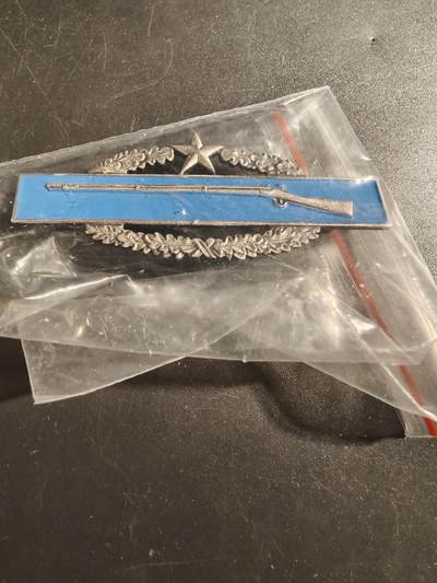 老王徽章第171期 - 美国战斗步兵技能章    二次获得    带厂标