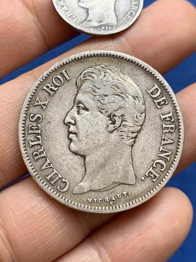 《竞宝斋》第449场 周日，周一，周二  3场连拍 （全场包邮，欢迎送拍） 两枚一组 法国1830年巴黎造币厂查理十世5法郎/1法郎银币，查理十世在位最后一年，稀少。