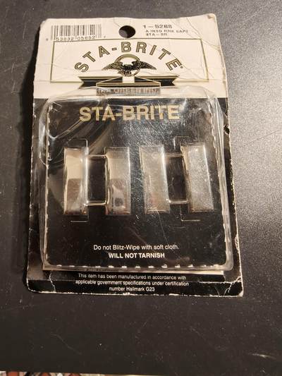 老王徽章第171期 - 美国上尉金属军衔一组     未拆封