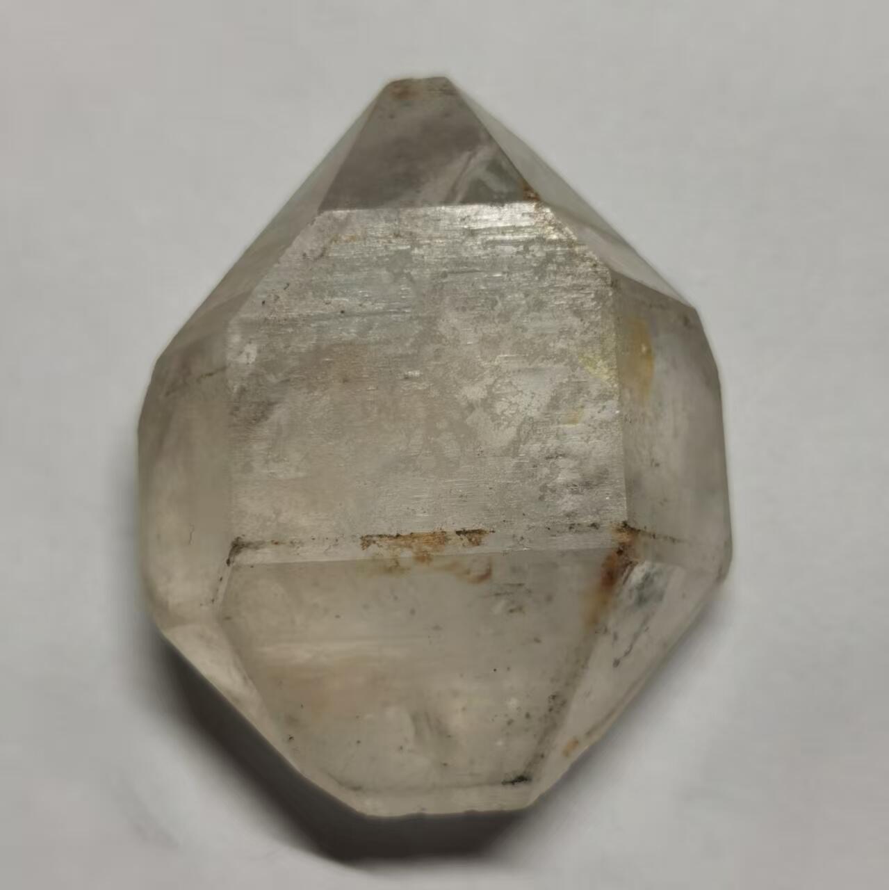 七河·世界钱币杂件水晶矿标小拍（总第31期） 藏家出品 X660（4） 云贵闪灵水晶 原石手握 本件拍品由合作藏家邮寄