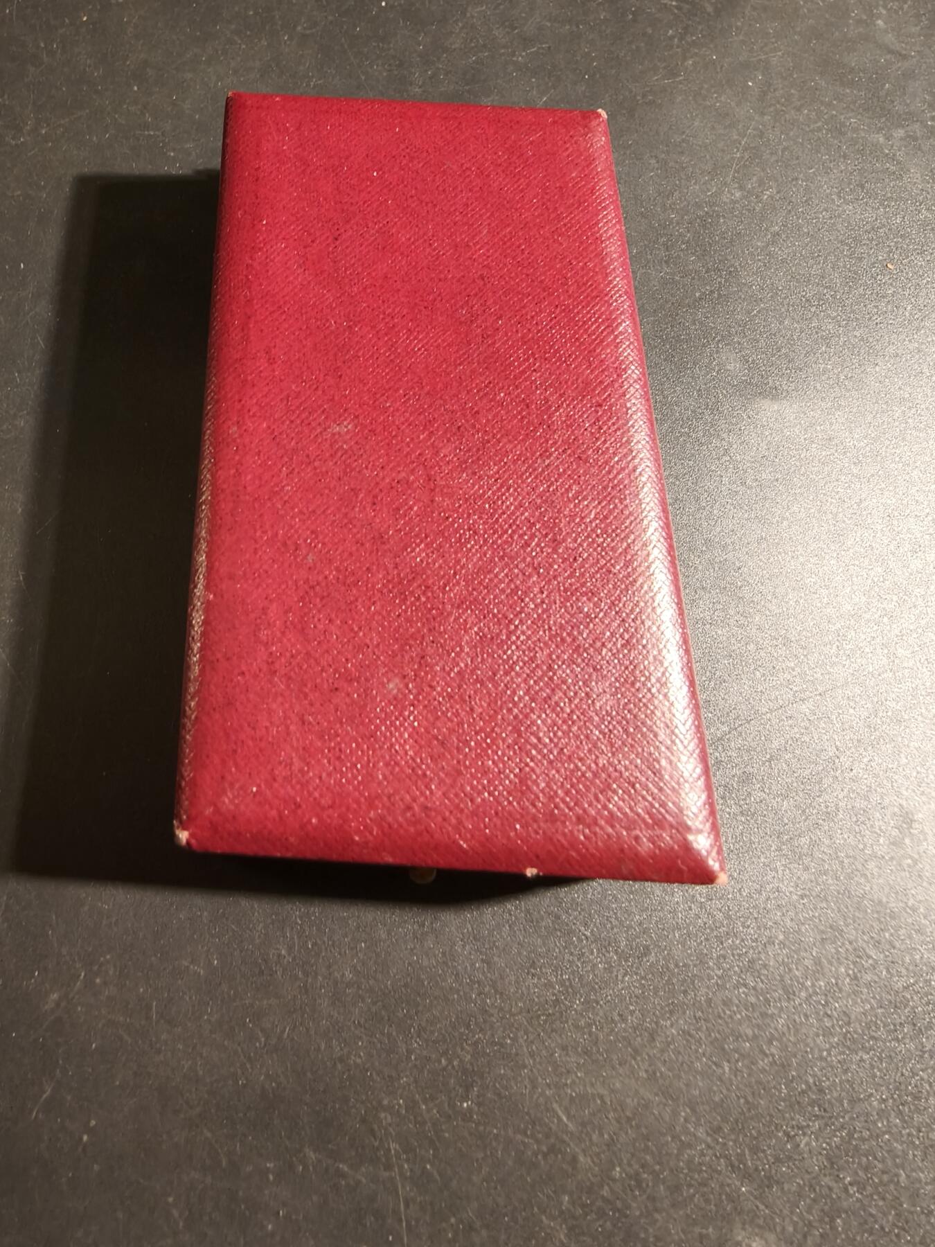 老王徽章第171期 法国骑士级荣誉军团勋章    银质珐琅    原盒    三共时期