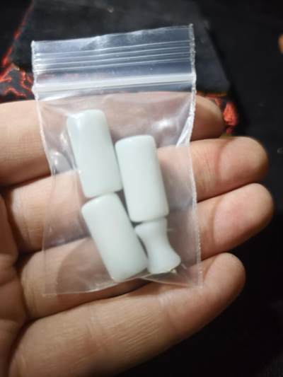 97期回流戒指饰品杂件纪念章丝路钱币专场 - 中亚回流珠子