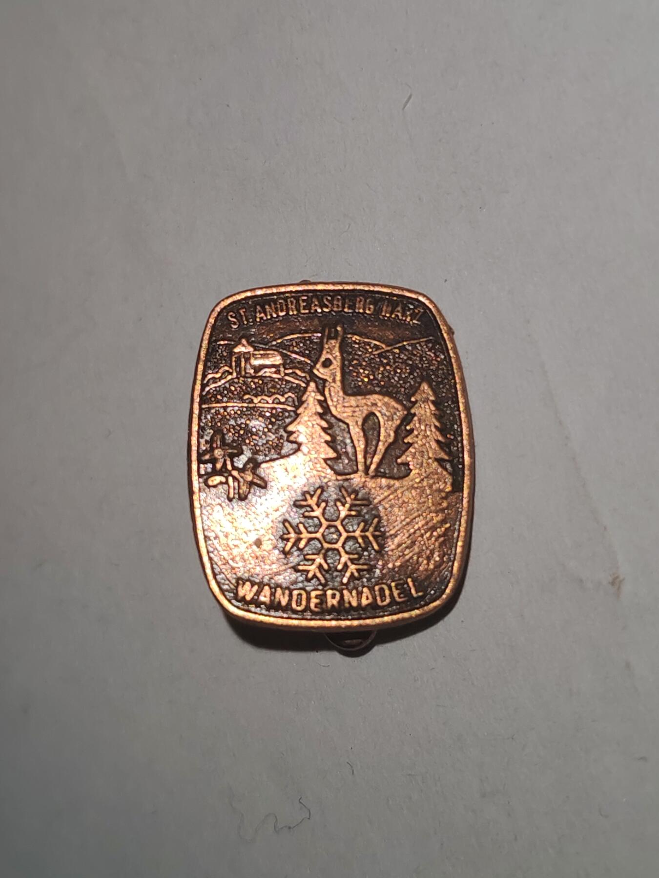 韵星假日拍卖第三十三期 -- Rimey Holidays Auction 33 民主德国铜级徒步线路完成徽章