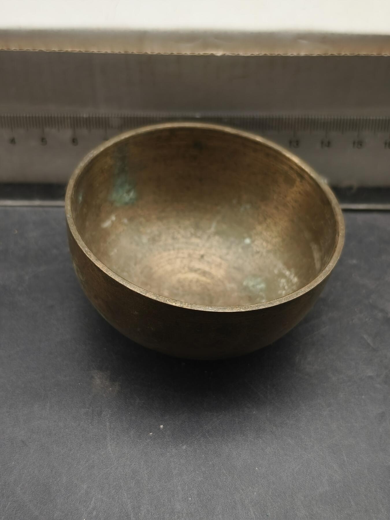 97期回流戒指饰品杂件纪念章丝路钱币专场 铜钵