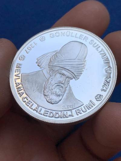 《竞宝斋》第449场 周日，周一，周二  3场连拍 （全场包邮，欢迎送拍） 土耳其2002年1000万里拉精制大银币，925银，重量31.3g，直径38.6mm