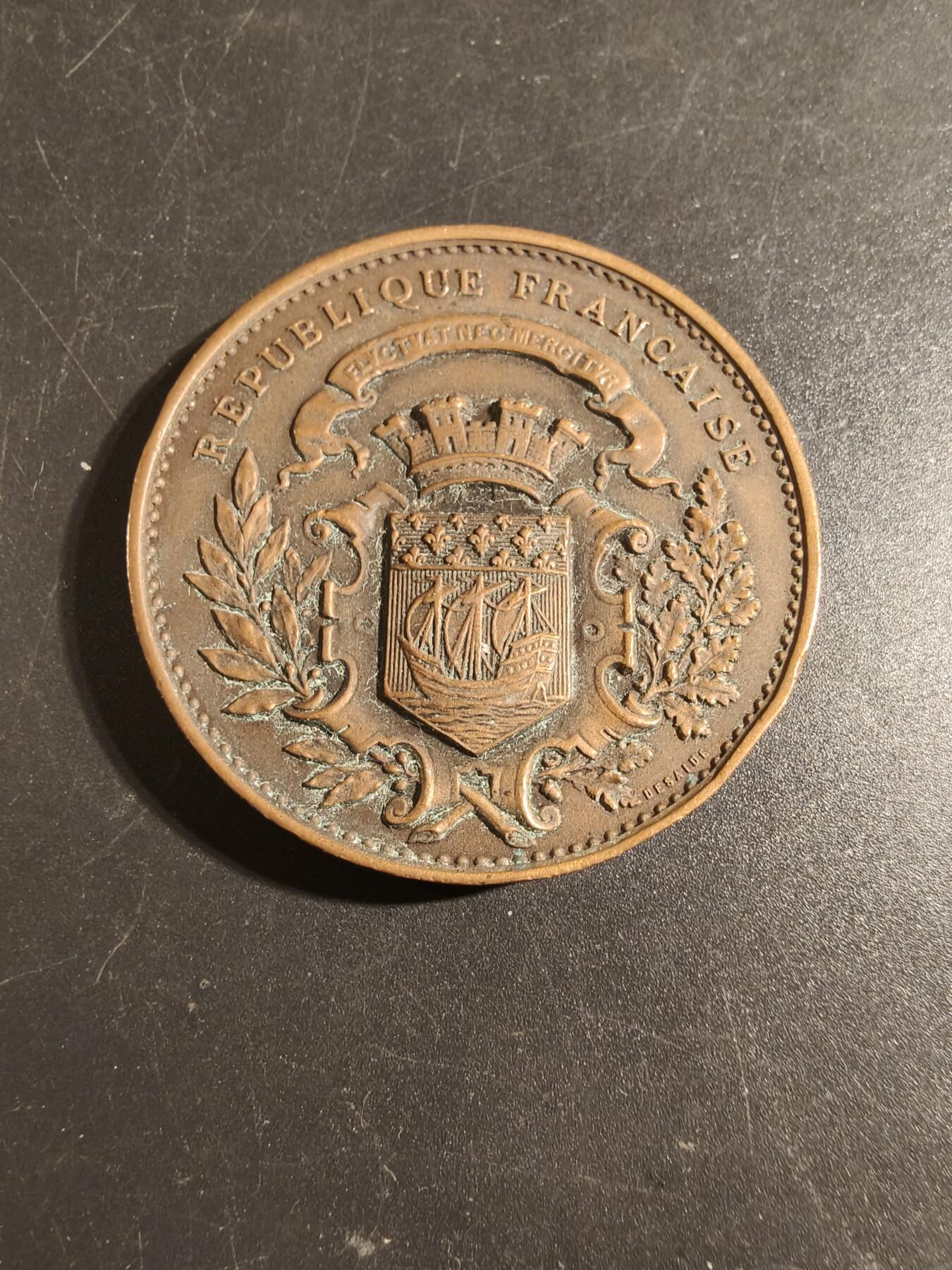 老王徽章第171期 法国1886年巴黎世界博览会大铜章    直径50mm    重量61.3g