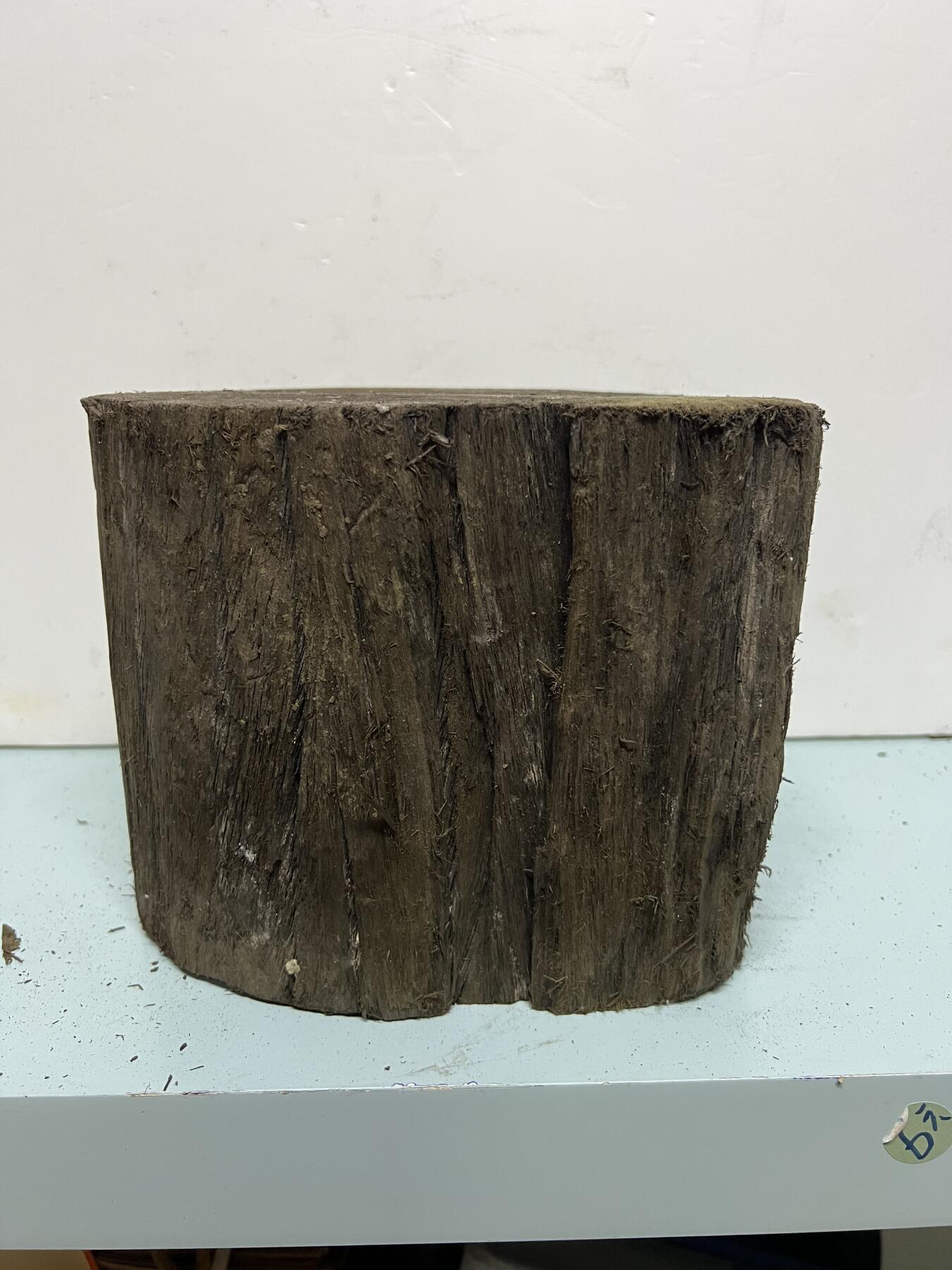 零元拍：金丝楠墩子老料 做凳子 做茶台  车珠子 都可以满肉满金丝 果香满满 尺寸：21/19/17CM。