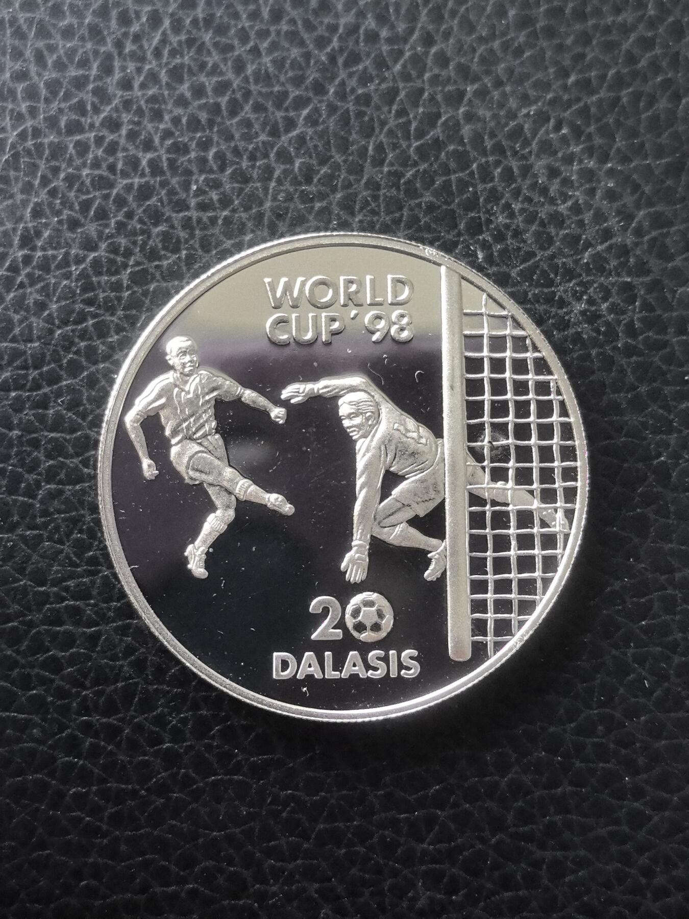 道一币馆币章第一百六十一场 冈比亚1996年法国世界杯20达拉西精制银币 31.47g 925S  10000