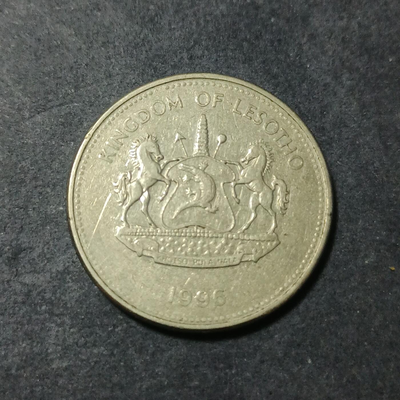 【游宝包邮场】蛇年第101期 世界各国纪念币 莱索托-5马洛蒂 1996年