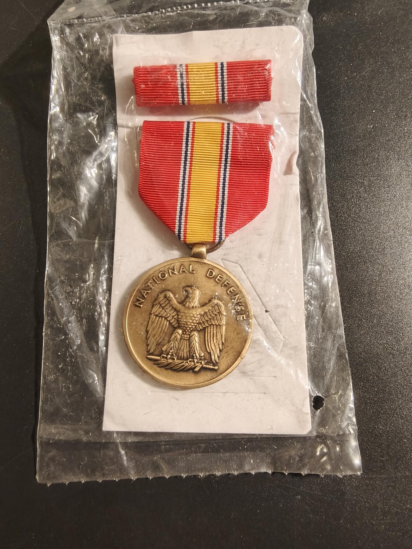 老王徽章第171期 美国国防服役奖章   未拆封带略
