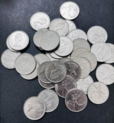 文馨钱币收藏第 286 场，圣诞节专场【 长期接收代拍品低至 0 佣金】 - 高值币一组，加拿大麋鹿 25 分 38 枚，约 9.5 加元