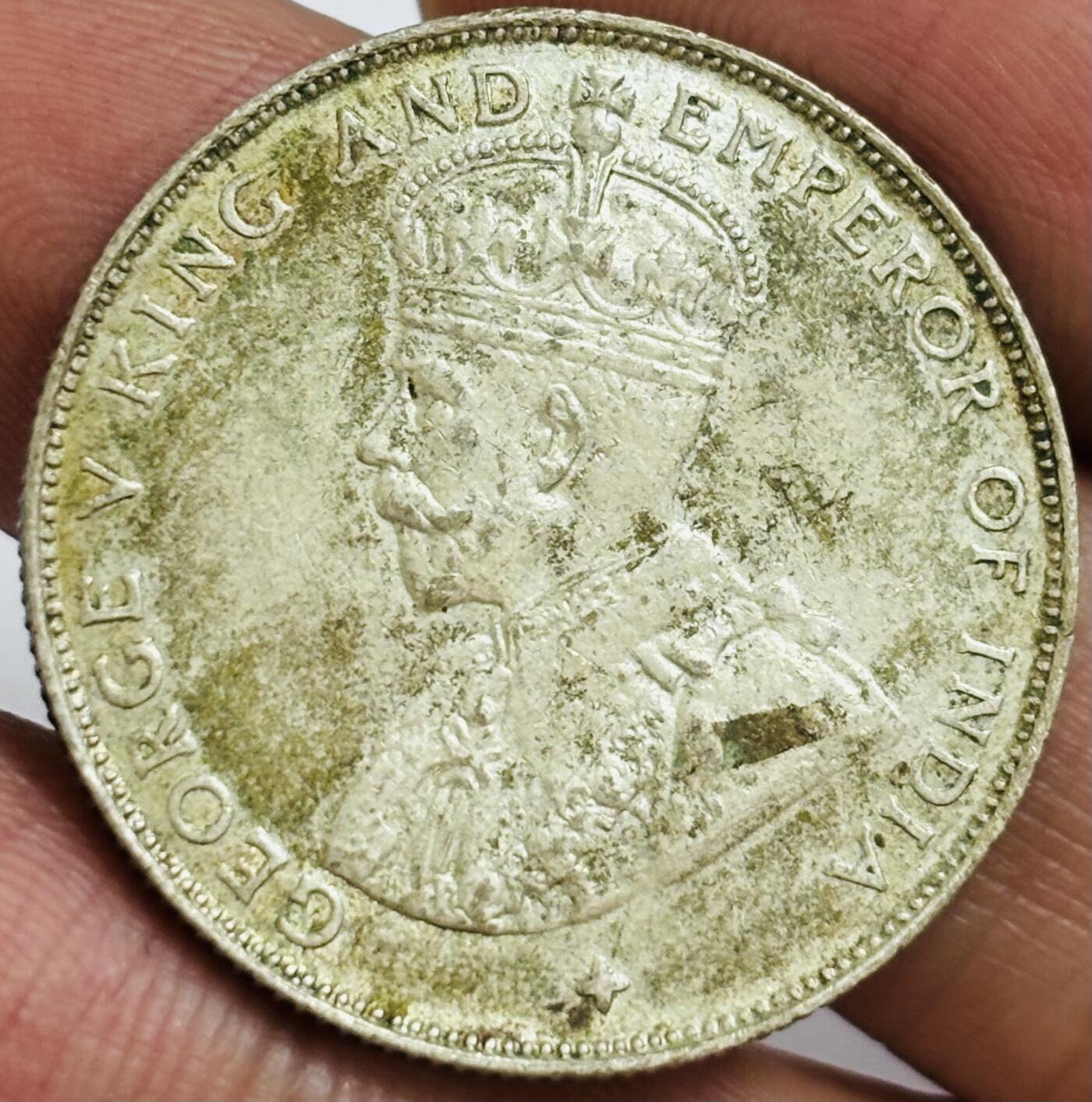 文馨钱币收藏第 286 场，圣诞节专场【 长期接收代拍品低至 0 佣金】 少见极美品 1920 年英属海峡殖民地乔治五世 50 分银币，首发年只发行两年时间 500 银