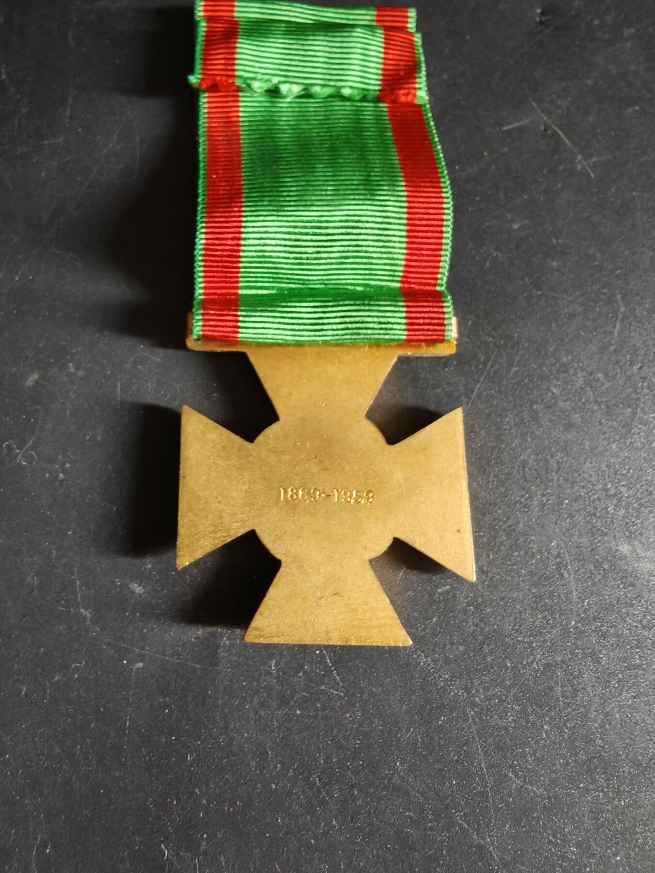 老王徽章第171期 比利时工作荣誉十字纪念章