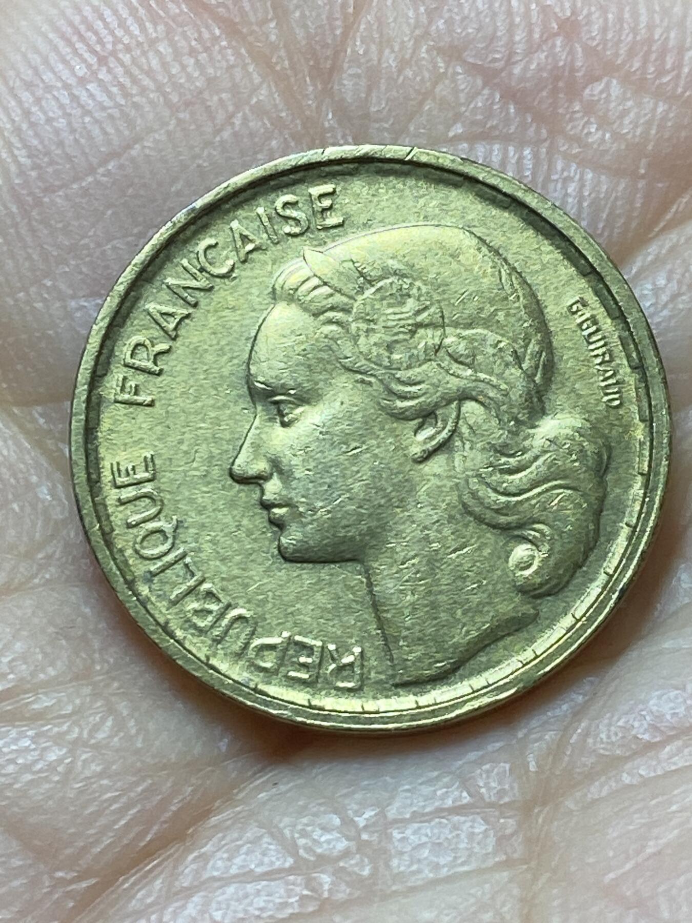 2025年第一百四十四场(总第一百七十场）品种丰富英国一线回流散币年末特拍场第一场(免佣金) 法兰西第四共和国1951年10法郎(B标，博蒙莱罗热造)