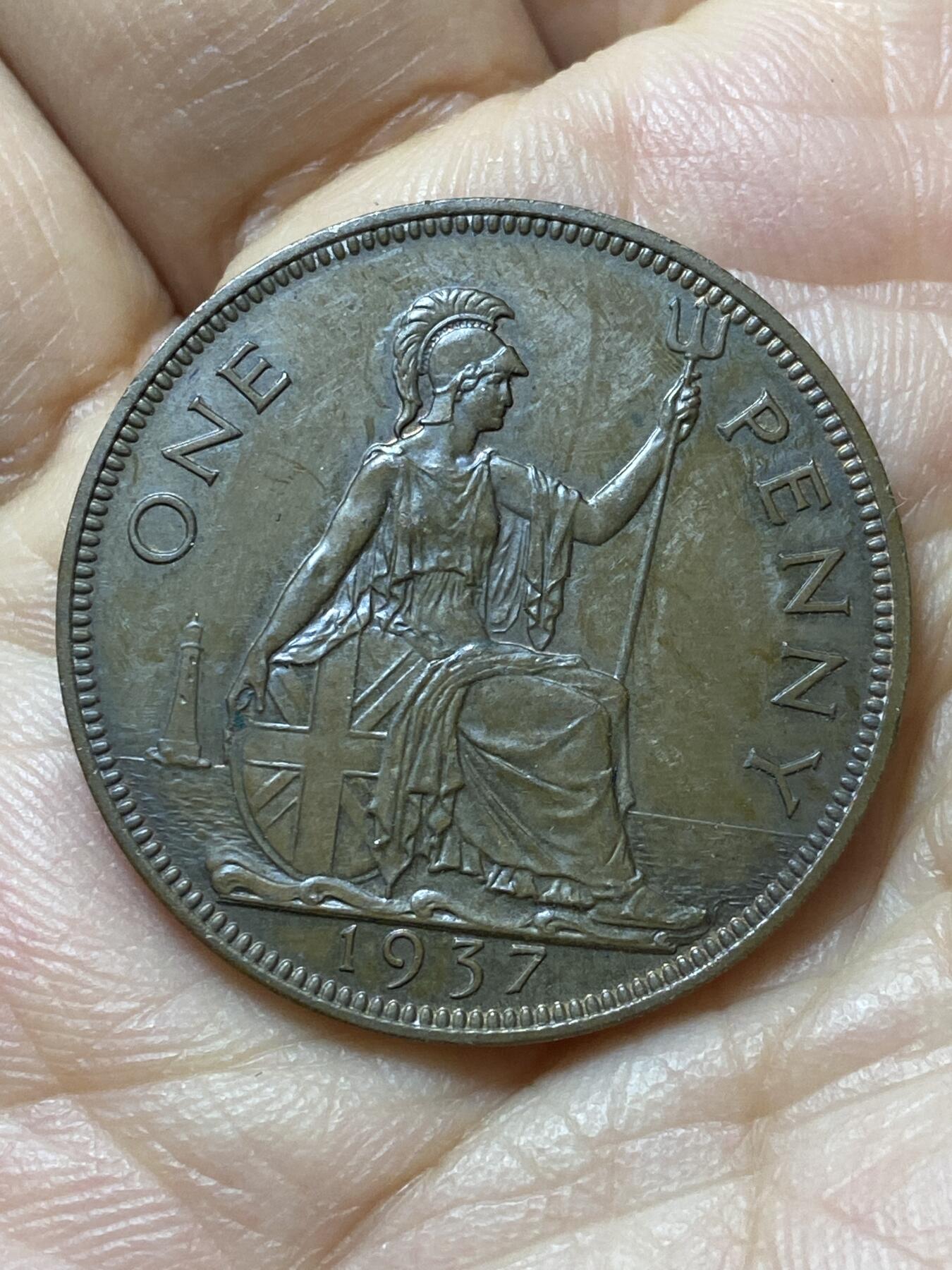 2025年第一百四十四场(总第一百七十场）品种丰富英国一线回流散币年末特拍场第一场(免佣金) 深打好品–英国🇬🇧1937年1便士(乔治六世加冕年，第一版首发年)